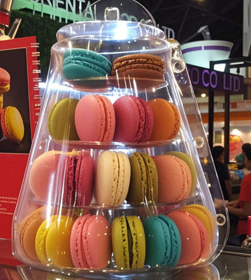 25 Macaron-Kunststoffschalen mit lebensmittelechtem PET, 0,55 mm Dicke und wiederverwendbarem Design für Macaron-Verpackungen