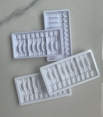 Kundenspezifische 10 Kunststoff-Inneneinsätze für 2-ml-Ampullen, 2 Sätze mit 10-ml-Wasserinjektionsflüssigkeit, orale Flüssigkeit, Spritzentabletts und Blisterverpackungen für Kunststofftabletts