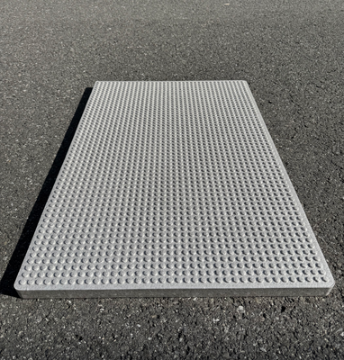 Environmental Friendly Shower Mat and Non Slip Mat with Impact Resistance and Aging Resistance for Bathroom Safety