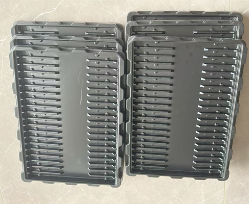 Maßgeschneiderte schwarze PS-Antistatik-Blisterverpackung für elektronische Komponenten und Lithiumbatterien