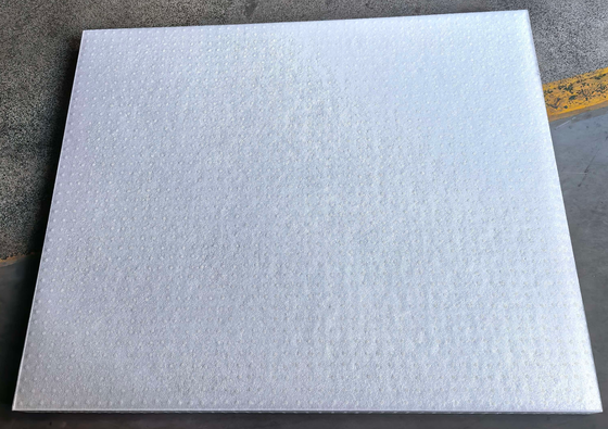 Maßgeschneiderte, zu 100 % recycelbare EPP-Platte mit 30 kg/m³ Dichte für Verpackung und Isolierung